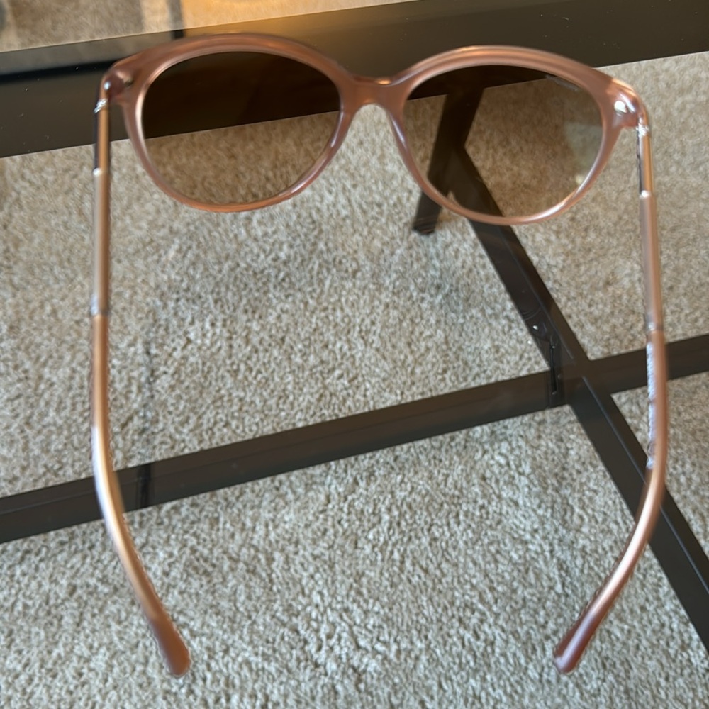 Authentic Burberry Sunglasses - Picture 4 of 5